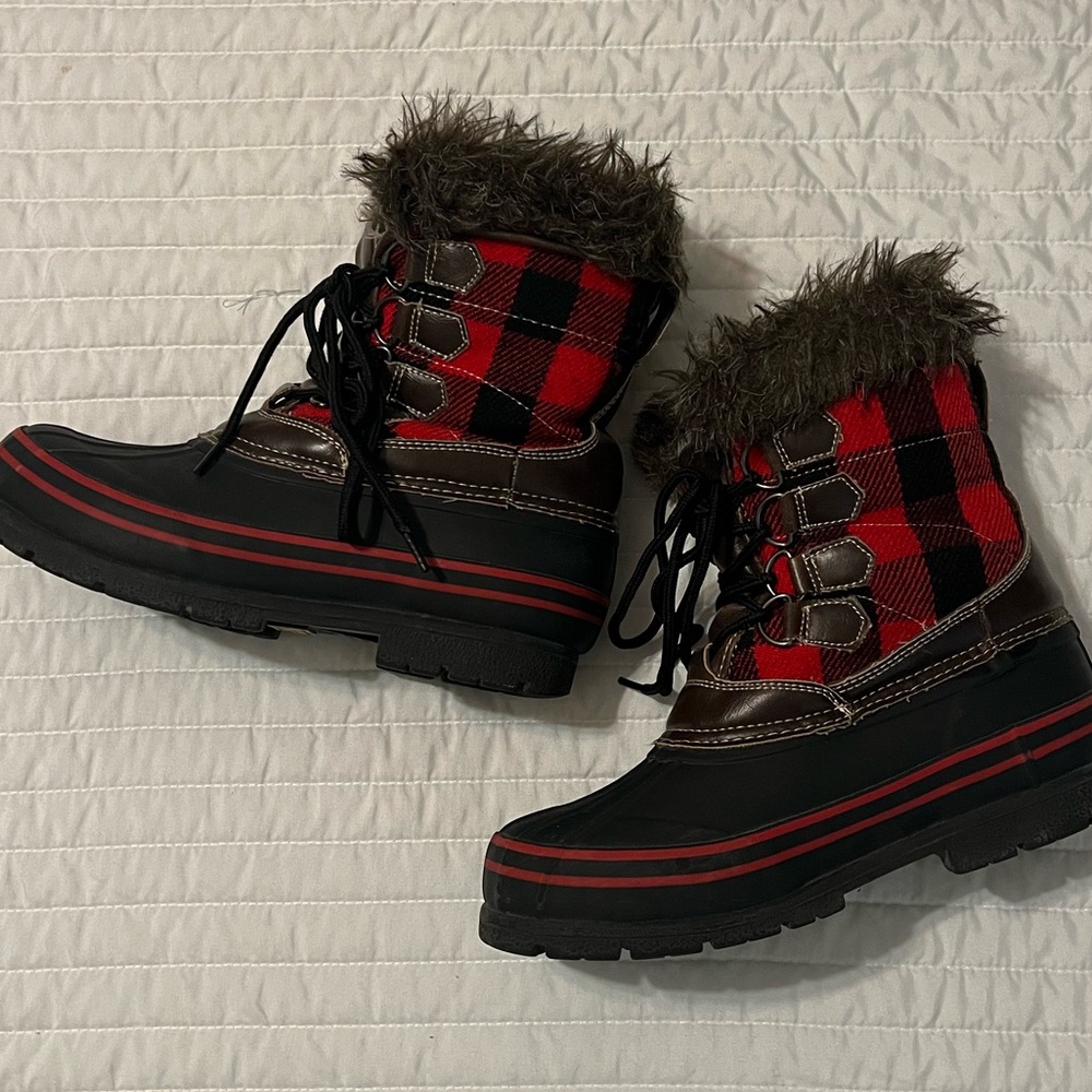 Natural Reflections Plaid Boots